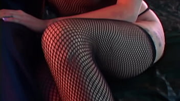 Sprinkler busty milf gets fucked and squirts like a fountain Sprinkler busty milf gets fucked and squirts like a fountain