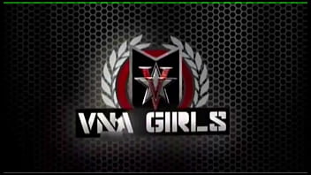 Maxine gotta take a break & suck scott rhodes' hard cock