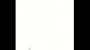 Se sube sobre mi chimbo y los dos gozamos ese rico movimiento