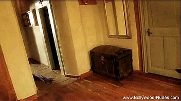 Bollywood Babe Indian Style Milfer thumbnail