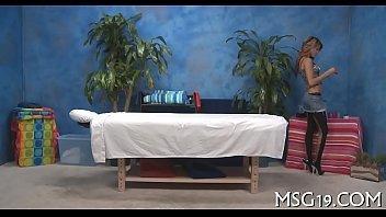 Flexible angel enjoys insertion