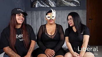 Marina milf experiencia gangbang