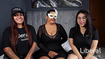 Marina milf experiencia gangbang