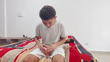 Meio irmão cabaço da jasmine experimentou bucetinha de borracha para perde sua virgindade