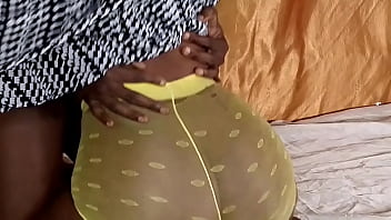 Hijabpinkpussy dances and shakes ass and blows bbc