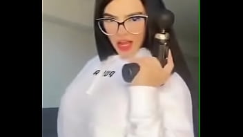 Mueve El Booty thumbnail