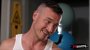 So who's got the bigger dick