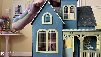 Goddess in sh unaware giantess vore destruction