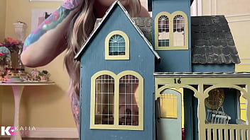 Goddess in sh unaware giantess vore destruction