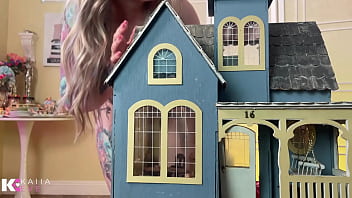 Goddess in sh unaware giantess vore destruction