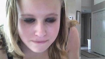 Blonde chick streaping
