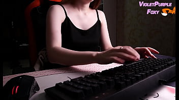 I try not to make any noise while i bring myself to orgasm