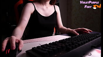 I try not to make any noise while i bring myself to orgasm