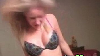 Hot blonde chick models bras on webcam camg8