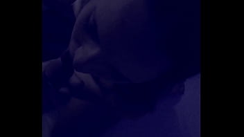 Menage com casal tatuado