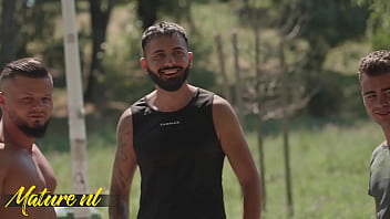 Big tits german milf susi is getting a foursome with three toyboys