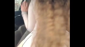 Ella es hermosa pero su culo más