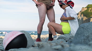 I was interested in a stranger on the beach and i satisfied him