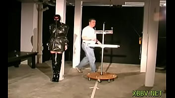 Charming woman who likes to masturbate