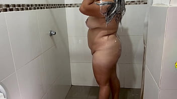 Amazing i put a hidden camera while my vecincredible i put a hidden camera while my neighbor bathes and while she bathes she touches herself very well