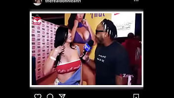 Sexy talk interview at exxxotica expo