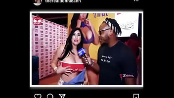 Sexy talk interview at exxxotica expo