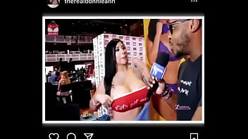 Sexy talk interview at exxxotica expo
