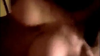 Chichona Gimiendo Y Montando thumbnail