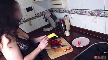 Slut pisses in her fruit bowl and swallows it all