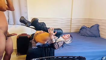 Um Pouco De Açúcar E Uma Mamada Não Se Nega A Ninguém Meu Vizinho Dotado Veio Até Meu Ap Pedir Um Pouco De Açúcar Quando Ele Me Viu De Vestidinho Curto Não Aguentou E Já Ficou De Pau Duro thumbnail