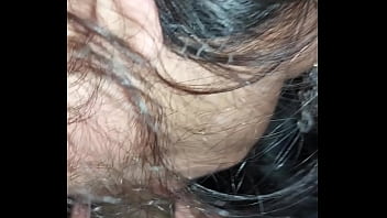 La humedad de mi boca el lubricante perfecto para su viaje al orgasmo