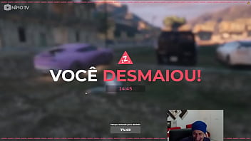 Fiquei de pau duro na garupa