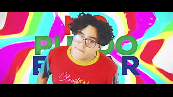 La cancion esa de mateo que dice el bolso lleva un labial y un cosito de eso pa delinear