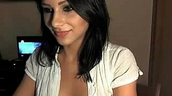 Sexy Thick Teen Stripping thumbnail