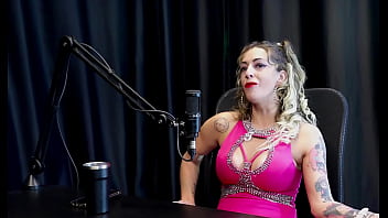 Foi motorista de puta teve o convite pra fazer pornô passou por depressão e quando foi atropelada por um ônibus julia fontanelli watch sheer red