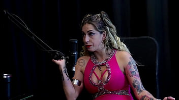 Foi motorista de puta teve o convite pra fazer pornô passou por depressão e quando foi atropelada por um ônibus julia fontanelli watch sheer red