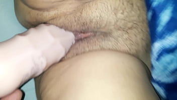 Making her pussy sloppy for the hubby