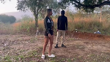 Minha esposa foi no campo atrás de rola e achou