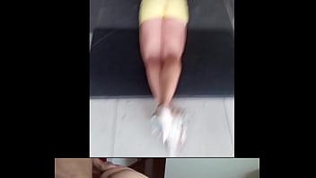 Lo sabrosa que se ve esta hembra nicole medallo sudando su cuerpazo