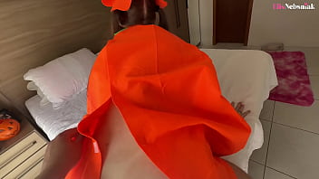Loira gostosa com fantasia de halloween é fodida forte e ganha leitinho na barriga elis nebsniak Loira gostosa com fantasia de halloween é fodida forte e ganha leitinho na barriga elis nebsniak