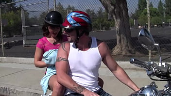 Elizabeth bentley is eighteen and wants to fuck