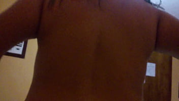 Mi esposa cogiendo con un amigo