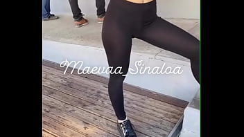 Je me suis exhibé dans un snack viens voir la vidéo non censuré pour tout mes