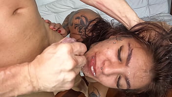 Ela só quer no cuzinho e com força luizza saito