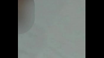 Apertando a rola com a garganta