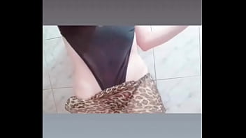 Vídeo de verificação brasileira gostosa com seu corpo que é uma arte de tesão