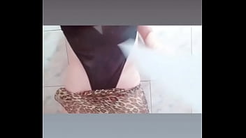 Vídeo de verificação brasileira gostosa com seu corpo que é uma arte de tesão