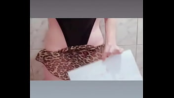 Vídeo de verificação brasileira gostosa com seu corpo que é uma arte de tesão