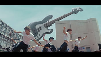 Riize Boom Boom Bass thumbnail