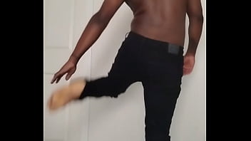 Avoiding asking for help as much as possible while exercising for free and for therapy 1